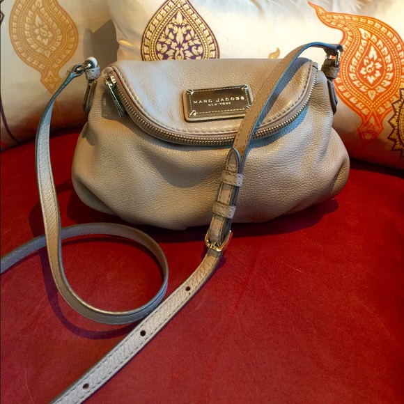 marc jacobs tote beige
